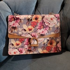 Cavalcanti leather purse